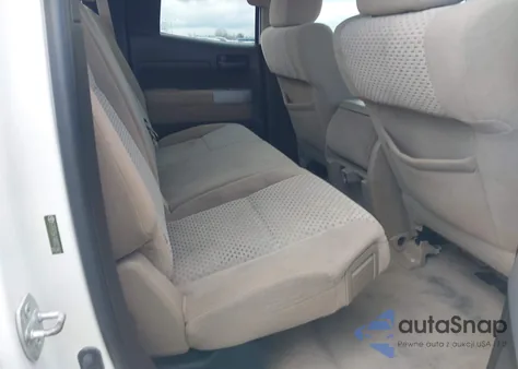 2008 Toyota Tundra Base 4.7L V8 z USA, uszkodzony, nr VIN 5TFRT54148X023962